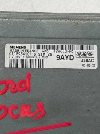  CENTRALINA MOTORE ECU FORD FOCUS 4M51-12A650-HD S118934101 250045473 BC1  