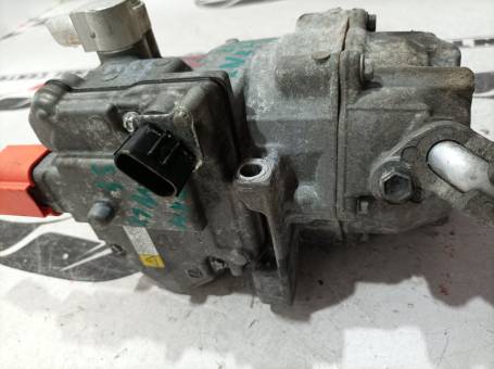  TOYOTA YARIS 1.5 HYBRID AIR CONDITIONING COMPRESSOR 042200-1040 1Q33302 C20