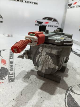  TOYOTA YARIS 1.5 HYBRID AIR CONDITIONING COMPRESSOR 042200-1040 1Q33302 C20
