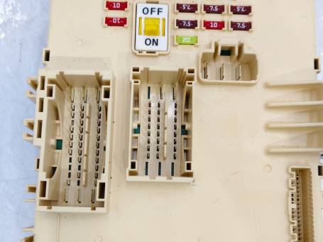 FUSE BOX CONTROL UNIT 1.7D 104Kw HYUNDAI I40 15 VF 2016 919553Z020 BI5