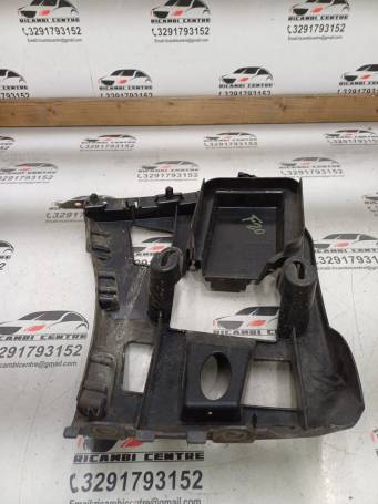 SUPPORTO PARAURTI POSTERIORE DX 2013 BMW 1' F20 F21 51127240956 7240956 V3