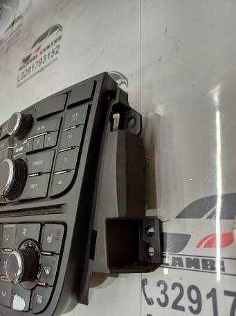   PANNELLO AUTORADIO E COMANDI CLIMA OPEL ASTRA 2011 13346050 13343708 TE4